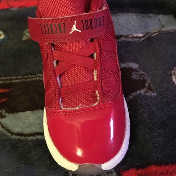 Jordan sneakers - Picture 5 of 5